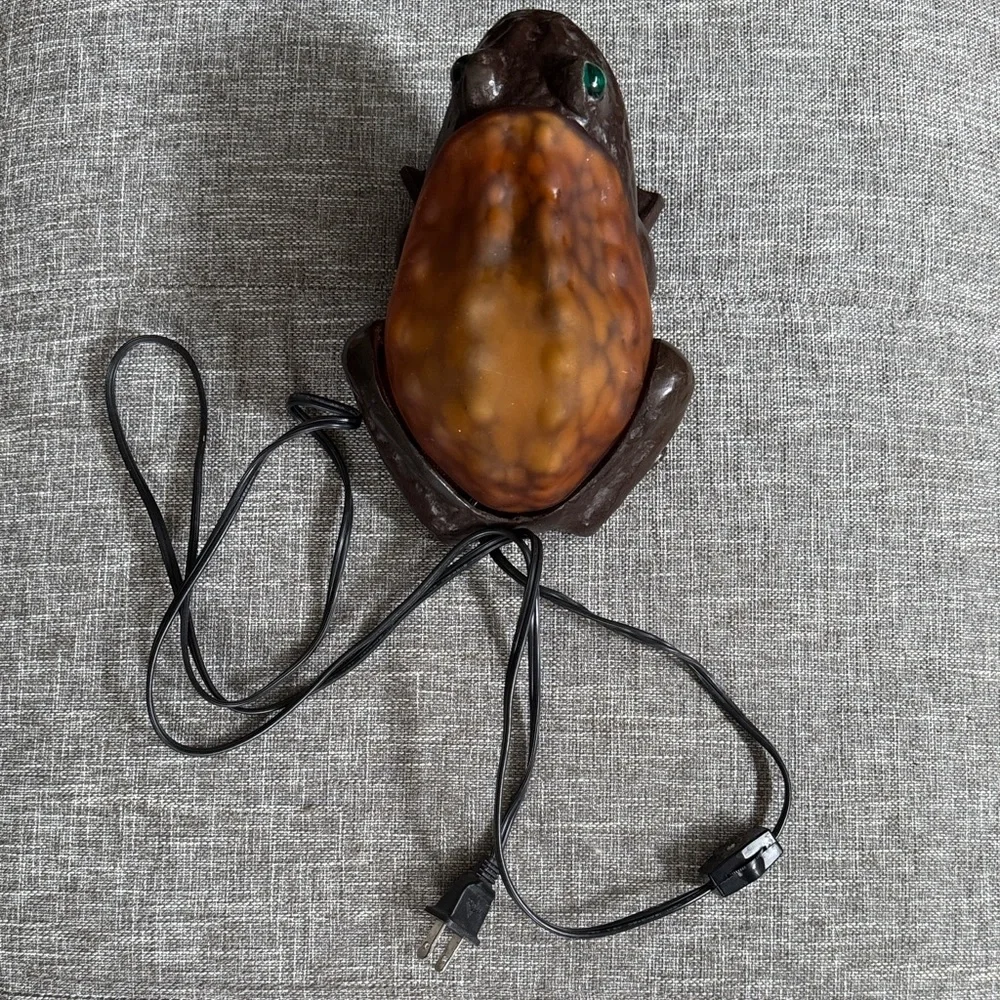 Reptile Frog Lamp with Orange Shell